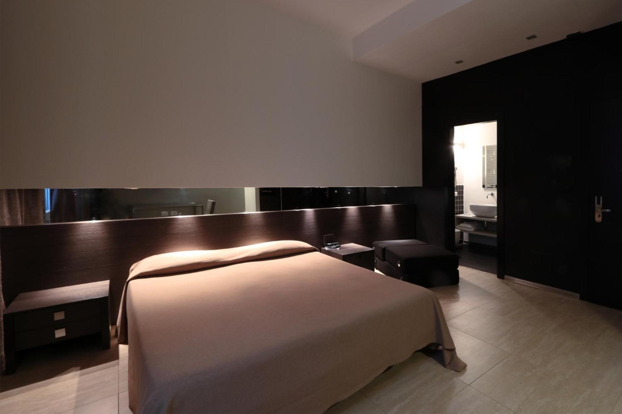 Mua Boutique Bologna Bed & Breakfast ภายนอก รูปภาพ